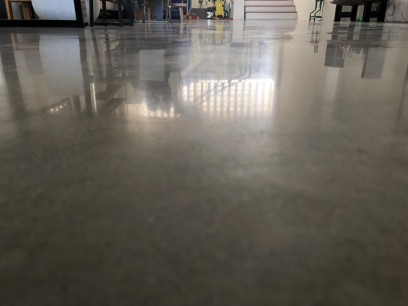 Mài đánh bóng hè bê tông nhà mới xây tại Nha Trang